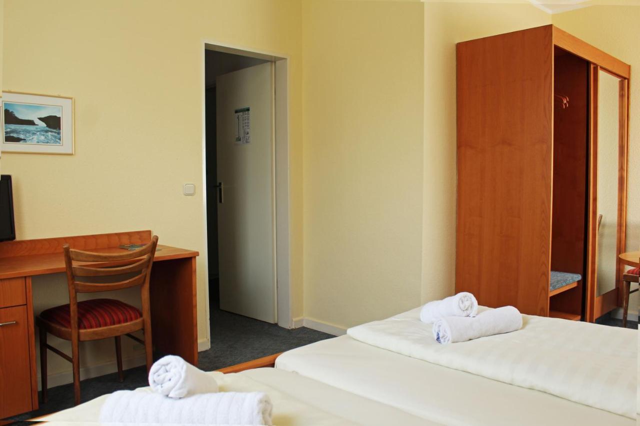 Autobahn Hotel Pfungstadt Ost Exterior photo